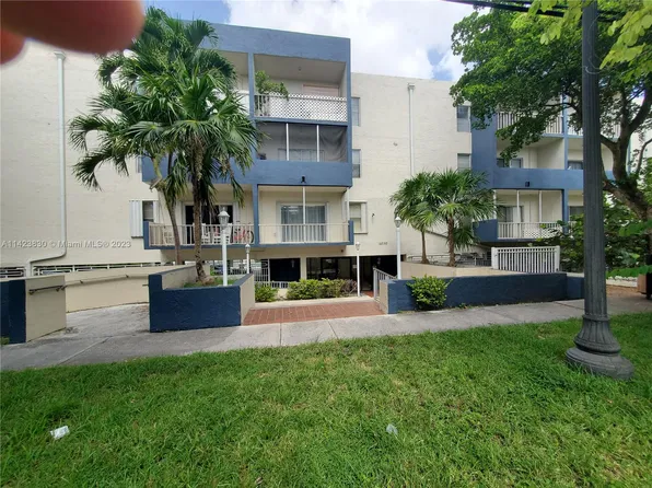 16750 NE 10th Ave APT 312, North Miami Beach, FL 33162