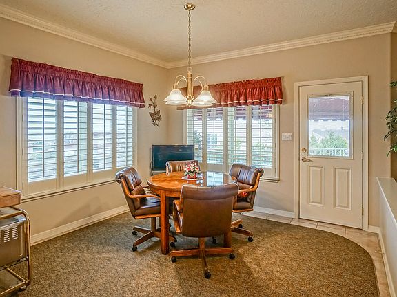 5th image of 1609 Antonio Dr NE