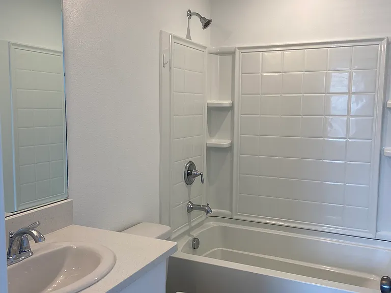 6130 Fairmont Ln — Photo 2