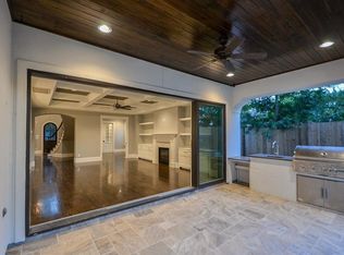 1717 Bayram Dr, Houston, TX 77055