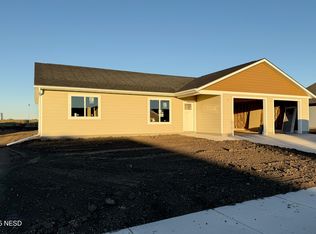 1719 36th St SW, Watertown, SD 57201