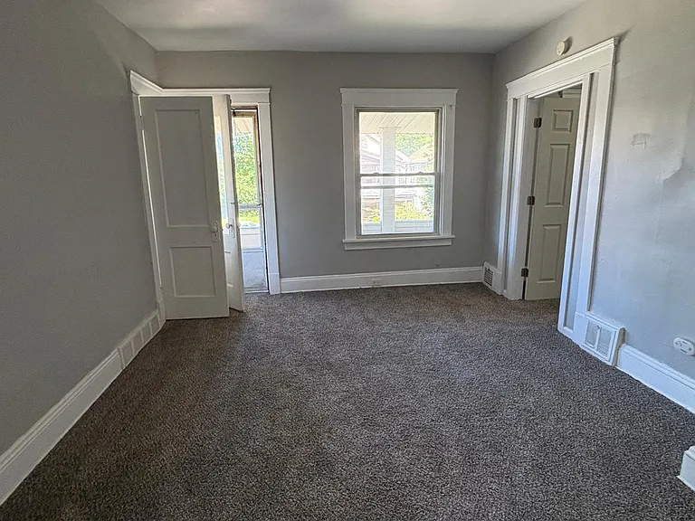 934 Alhambra Rd #2 — Photo 5