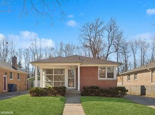 1724 Mulford St, Evanston, IL 60202