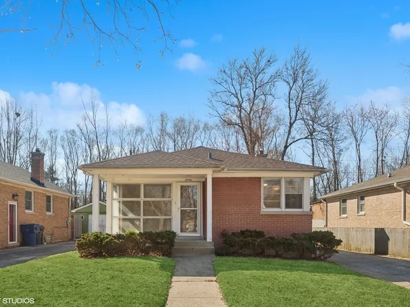 1724 Mulford St, Evanston, IL 60202