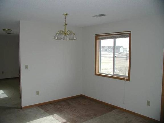 4th image of 1322 214th Ave