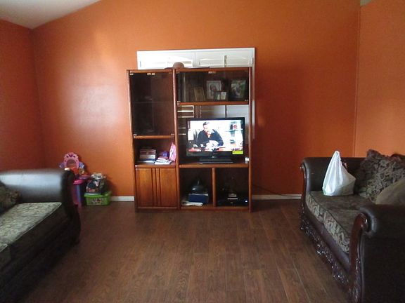 2nd image of 29028 Concorse Dr