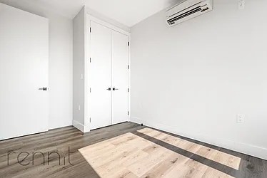 Rented by Rennit Inc.