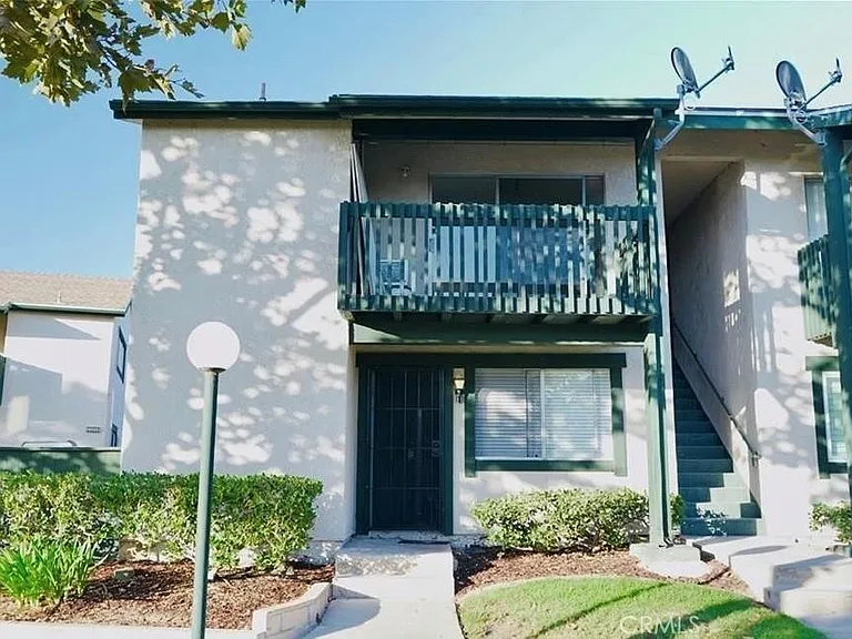 23232 Orange Ave #2 — Photo 7