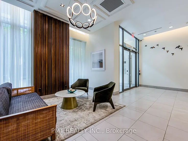 775 King St W #514 — Photo 31