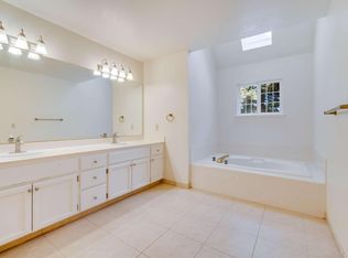 590 Sullivan Dr, Mountain View, CA 94041