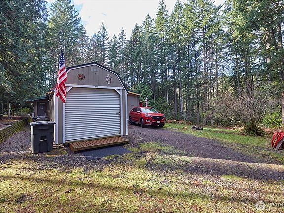 4th image of 14220 Harpoon Place SE