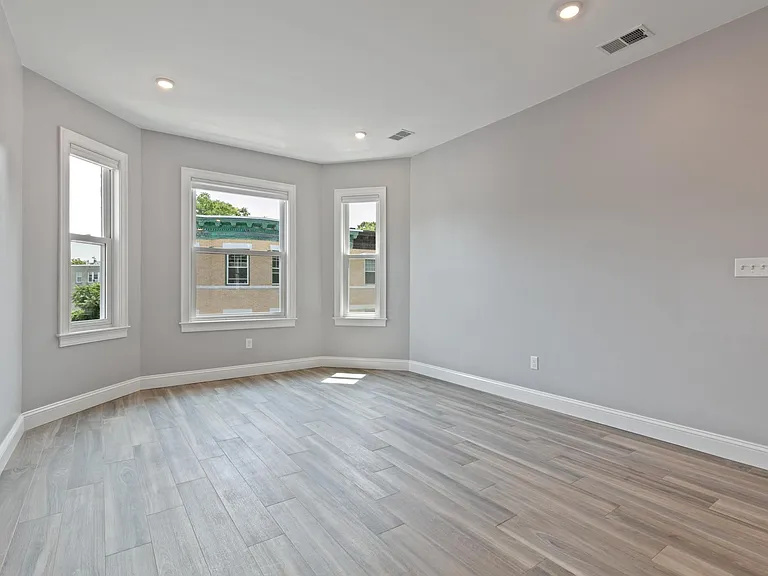 7 Carolina Ave #1 — Photo 17