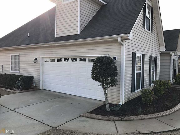 3rd image of 400 Saint Dunstans Ct