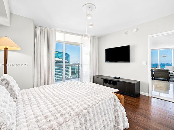 3rd image of 465 Brickell Ave APT 5302