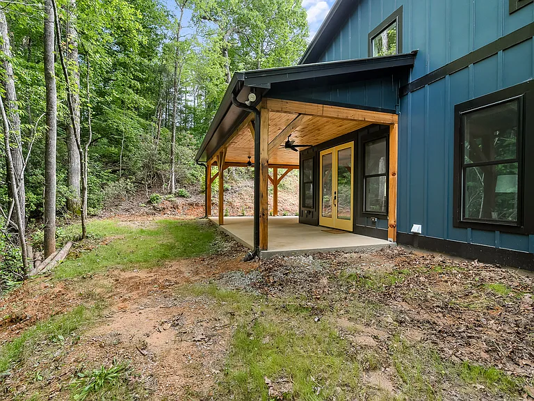 1278 Academy Rd — Photo 29