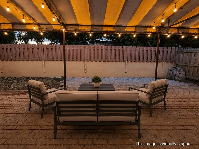 6742 Kingsmoor Way — Photo 26