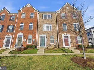 703 Sky Bridge Dr, Upper Marlboro, MD 20774