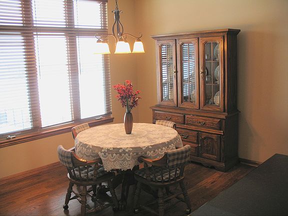 4th image of 2424 N Sawgrass Ct