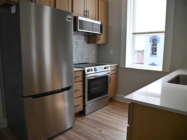901 E Main St #2 — Photo 6