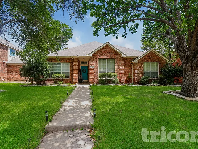 9510 Prestmont Pl — Photo 1