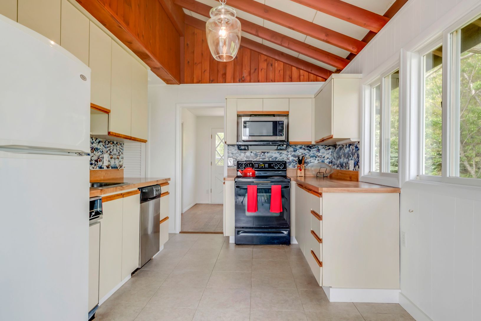  kitchen with windows  for abundant light 