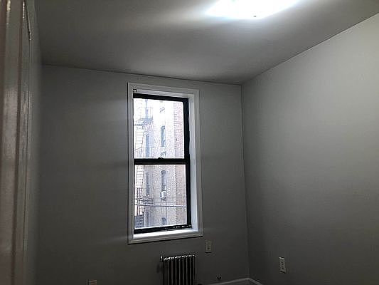 4th image of 611 W 163rd St #C