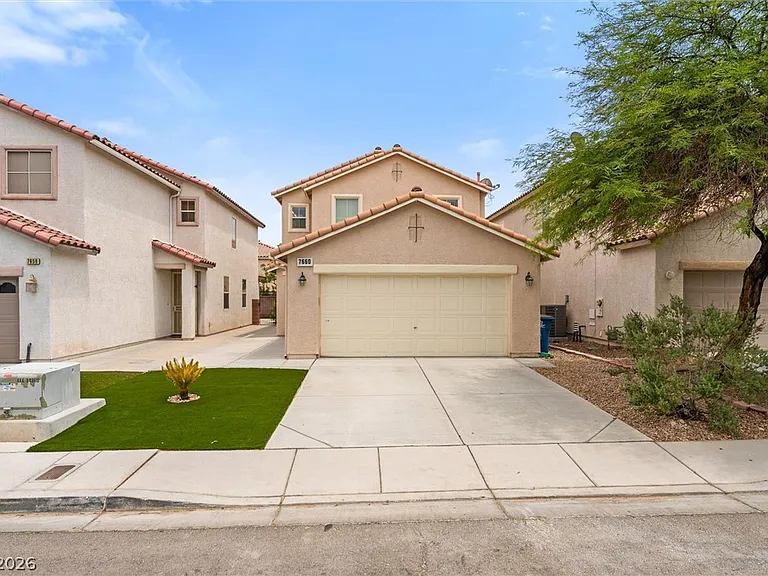7660 Hope Valley St — Photo 2