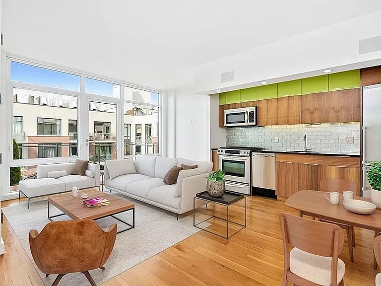 101 Bedford Ave #C609 — Photo 1