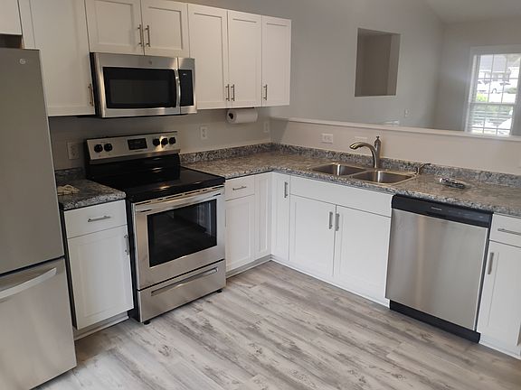 4th image of 405 Groveton Trl