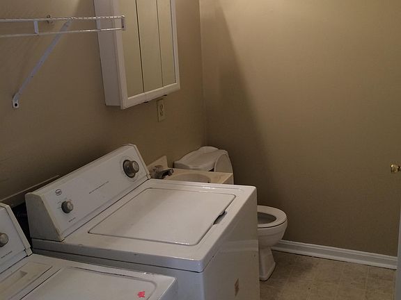 4th image of 1644 Foxhaven Dr #21