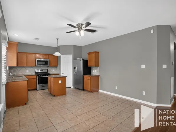 32410 Cross Springs Park Ln, Conroe, TX 77385