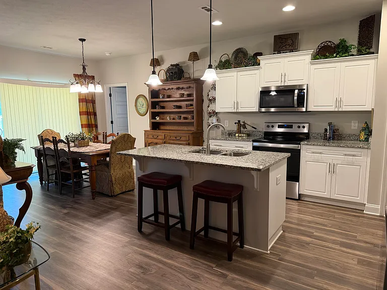 352 Fox Haven Dr — Photo 13