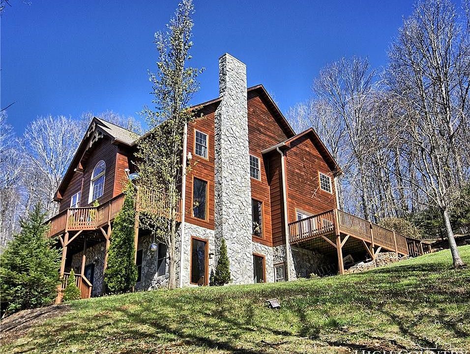 1st image of 538 Walter Dr