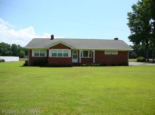 370 Bethel Baptist Rd, Spring Lake, NC 28390