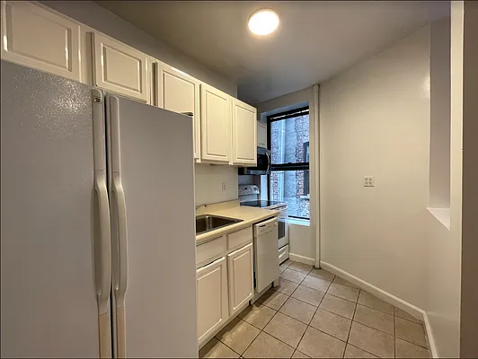 Rented by Skyward | media 19