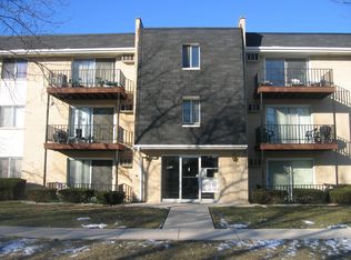 8850 Mobile Ave APT 2C, Oak Lawn, IL 60453