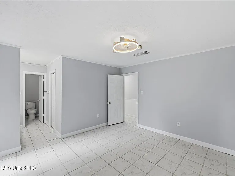 225 Walnut Ridge St — Photo 17