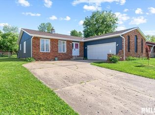412 Armor Rd, Springfield, IL 62704