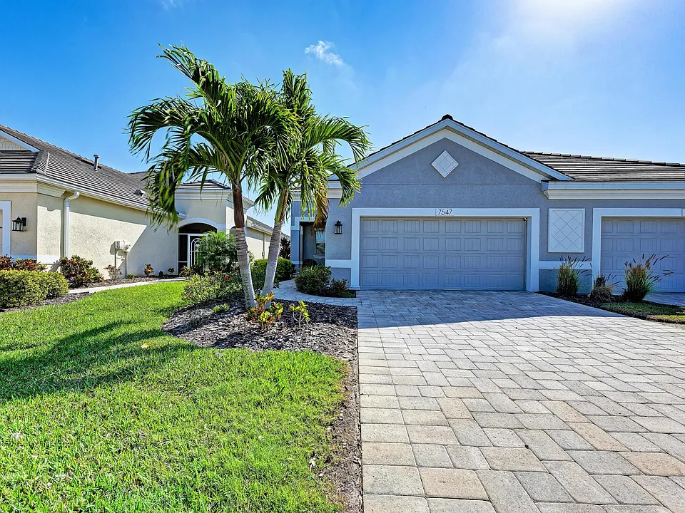 7547 Registrar Way