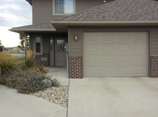 907 S Joseph Pl, Sioux Falls, SD 57106