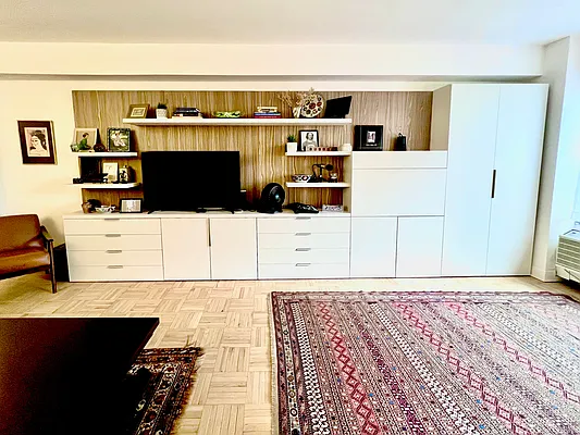 Sold by Compass | media 4