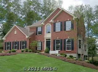 5621 Country Farm Rd, White Marsh, MD 21162