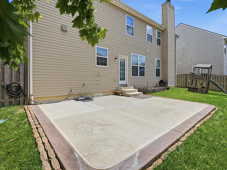 12250 Eddington Pl — Photo 41