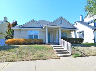 10126 Lakeview Dr, Aubrey, TX 76227