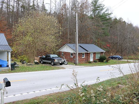 2nd image of 7198 State Highway 191