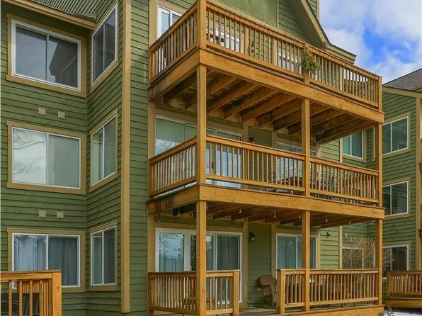 5306 Summit Dr, Hidden Valley, PA 15502