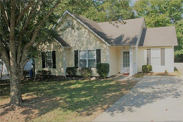 1st image of 2731 Daffodil Dr