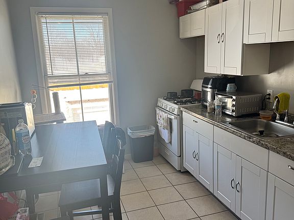 2nd image of 77 N Gaston Ave APT 3