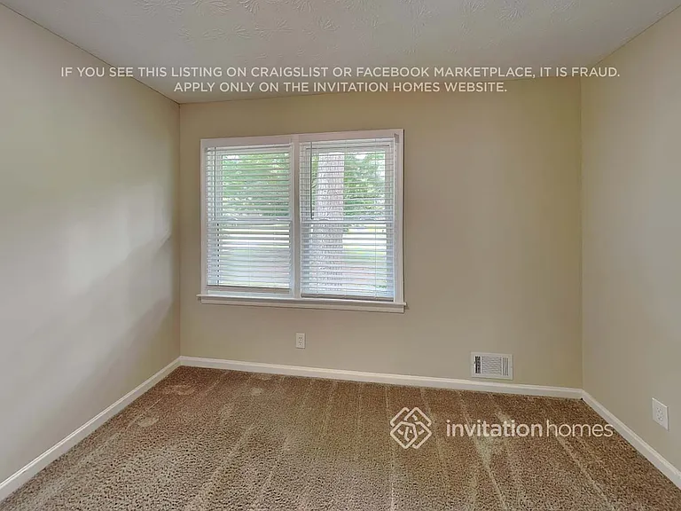 921 Walnut Cir SW — Photo 10
