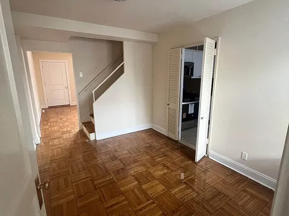 56-36 188th St #1, Fresh Meadows, NY 11365